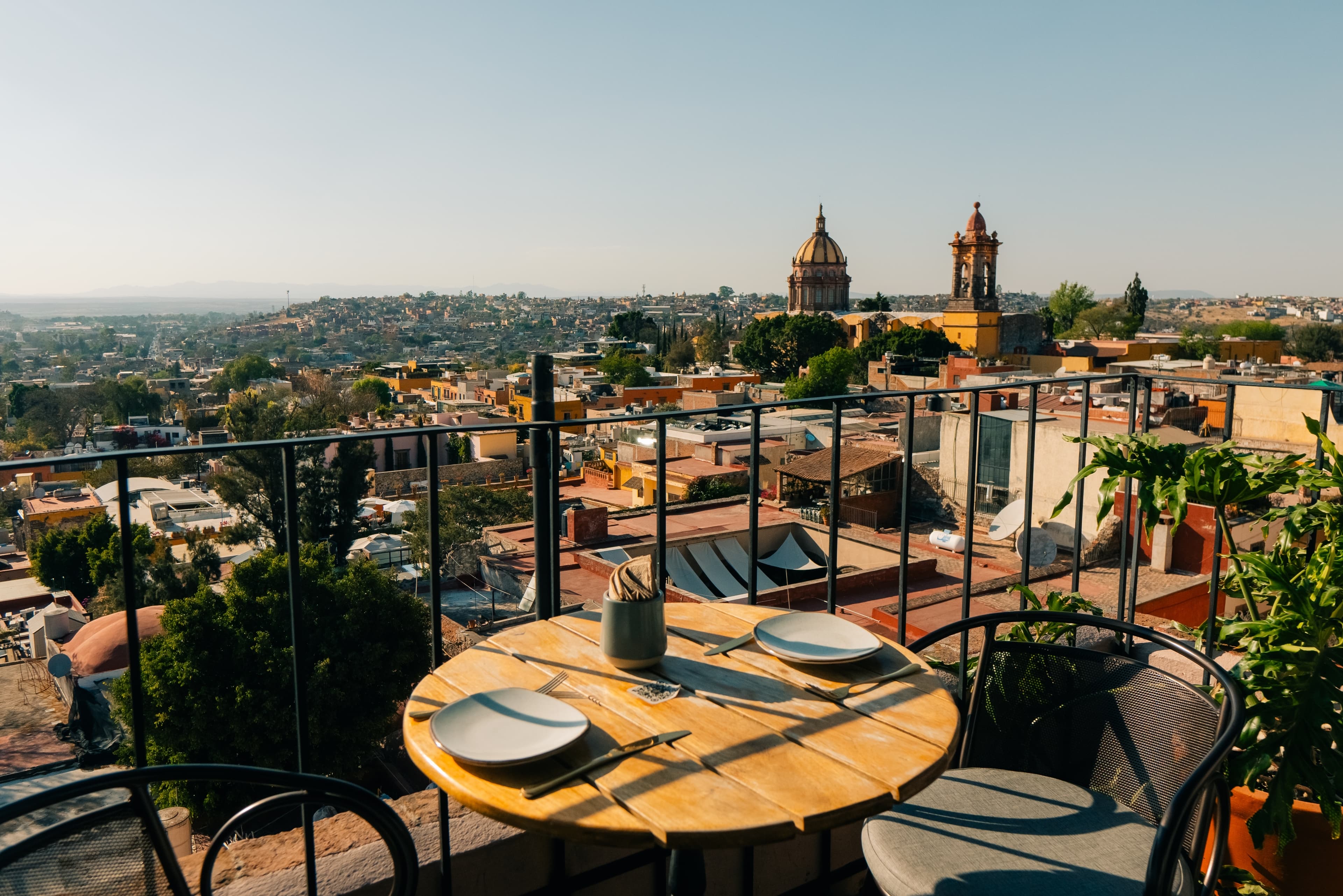 Street scene in San Miguel de Allende, Mexico