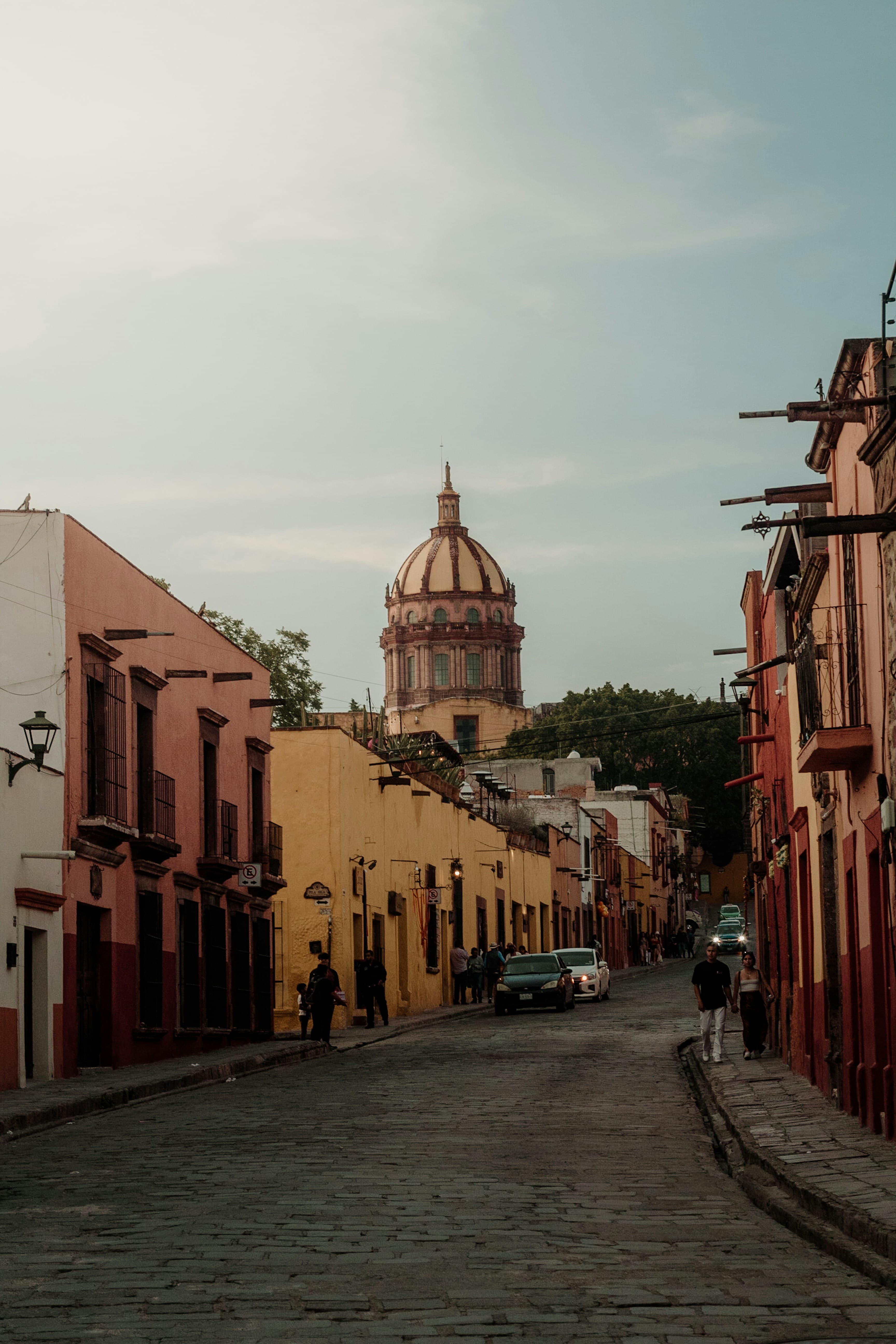 A residential street in a San Miguel de Allende colonia