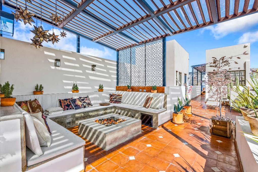 Casa Laguna