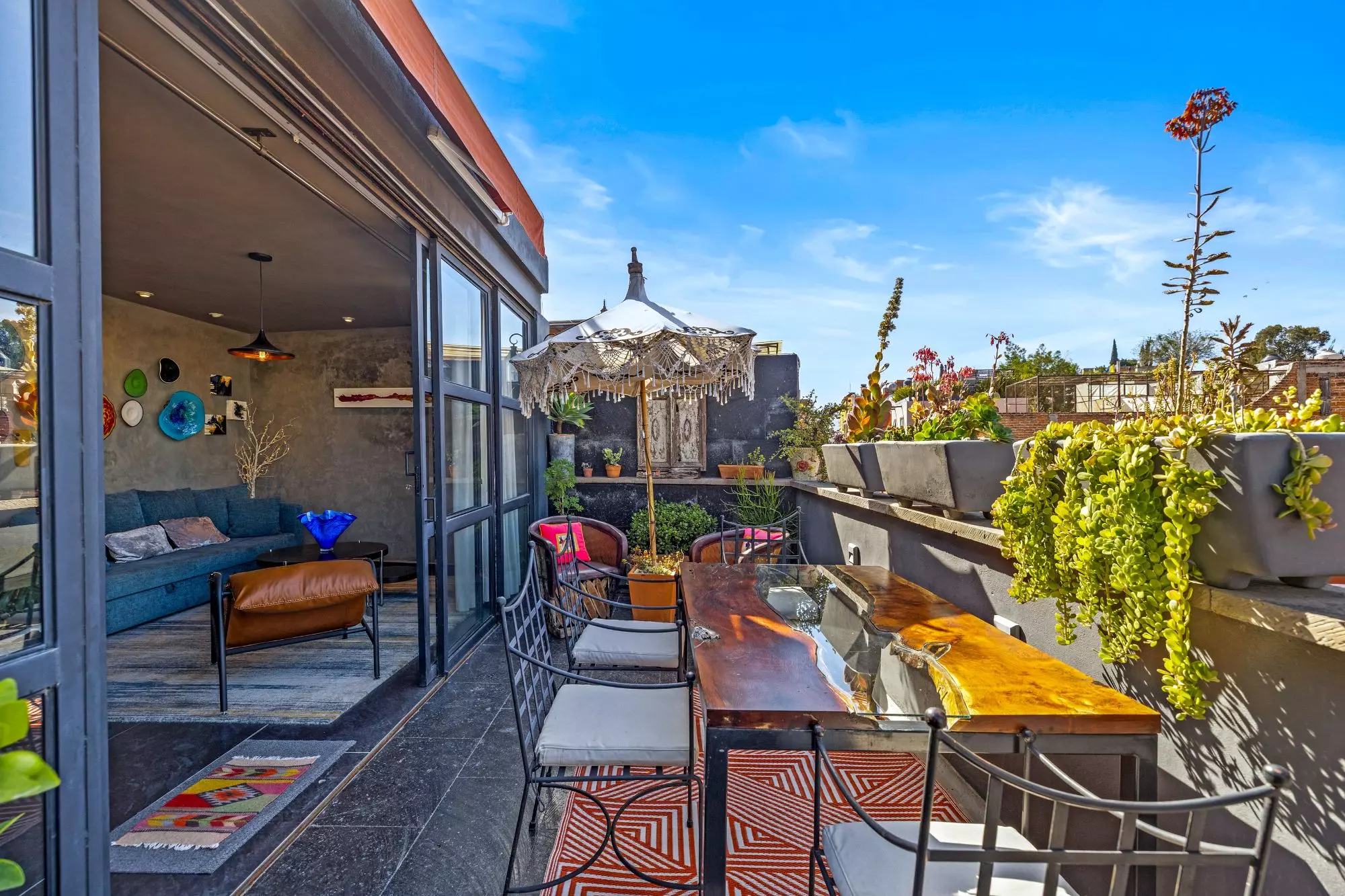 Penthouse Quebrada — San Miguel de Allende Centro, San Miguel de Allende — photo 9 — sophisticated rooftop oasis with colonial vistas