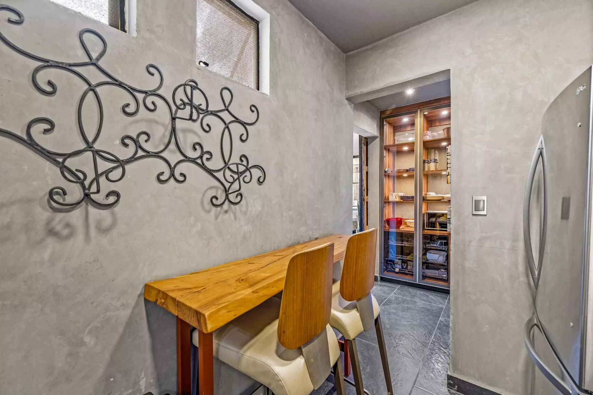 Penthouse Quebrada — San Miguel de Allende Centro, San Miguel de Allende — photo 12 — contemporary kitchen with artisan details