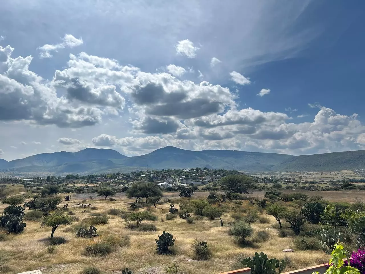 Premium Country Estate Sosnabar — Sosnabar, San Miguel de Allende — photo 6 — majestic mountain views, serene landscape