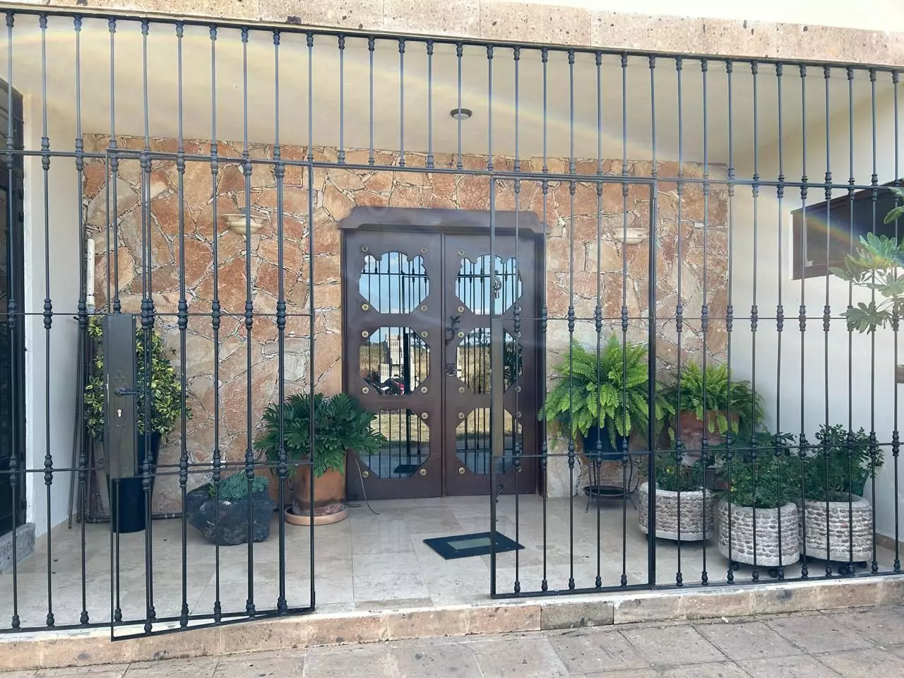 Premium Country Estate Sosnabar — Sosnabar, San Miguel de Allende — photo 22 — elegant entryway, serene courtyard sanctuary