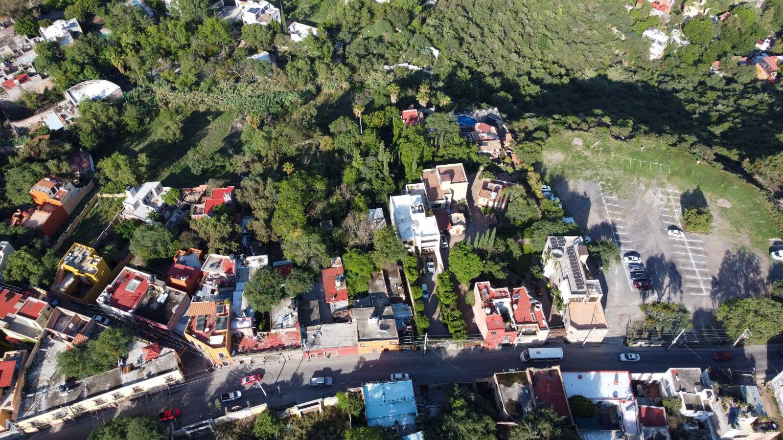 Fixer Salida a Queretaro — Centro, San Miguel de Allende — photo 9 — verdant hillside compound, architectural character