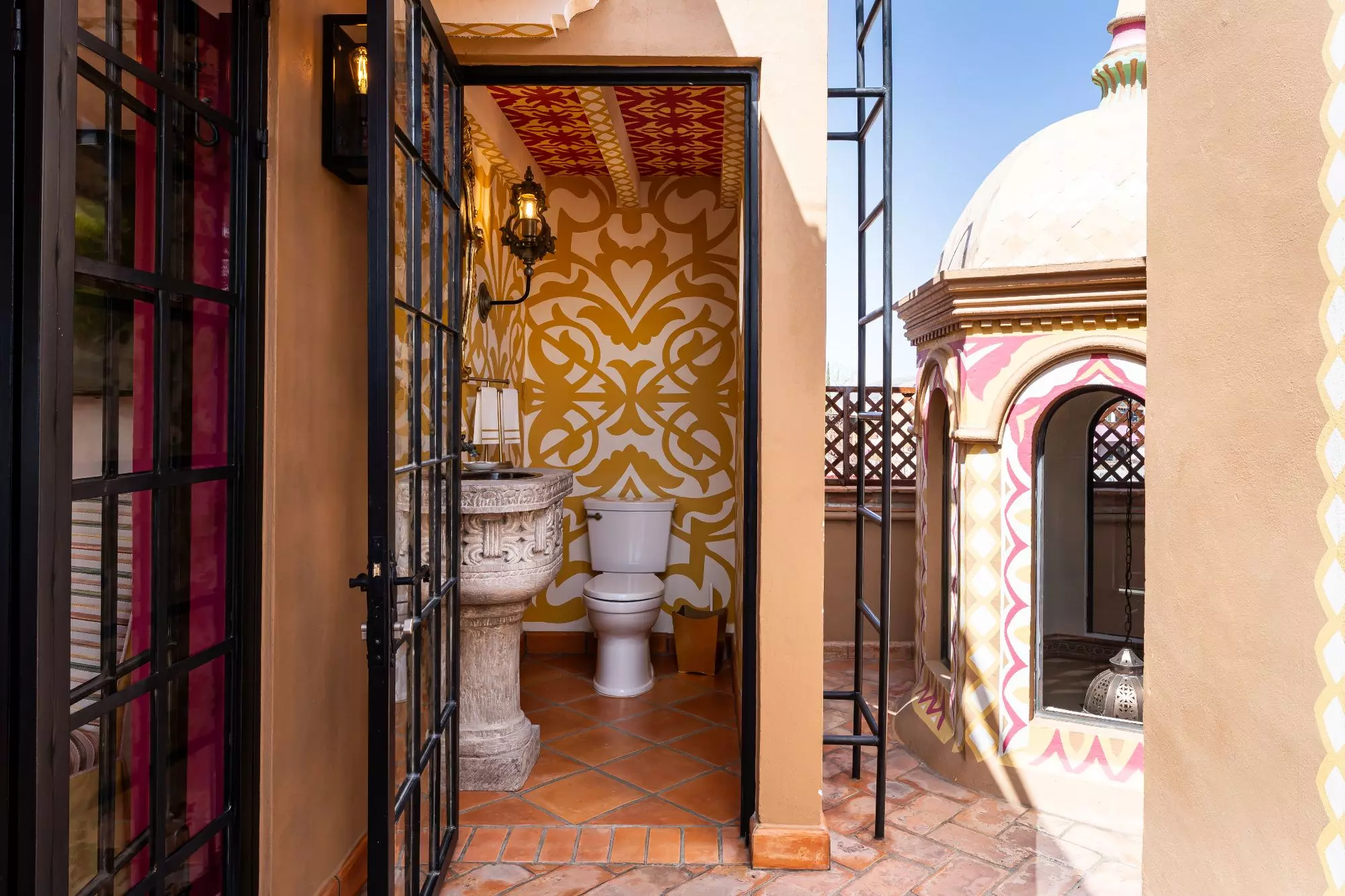 Casa Relox — Centro, San Miguel de Allende — photo 22 — authentic colonial bathroom with artisanal details