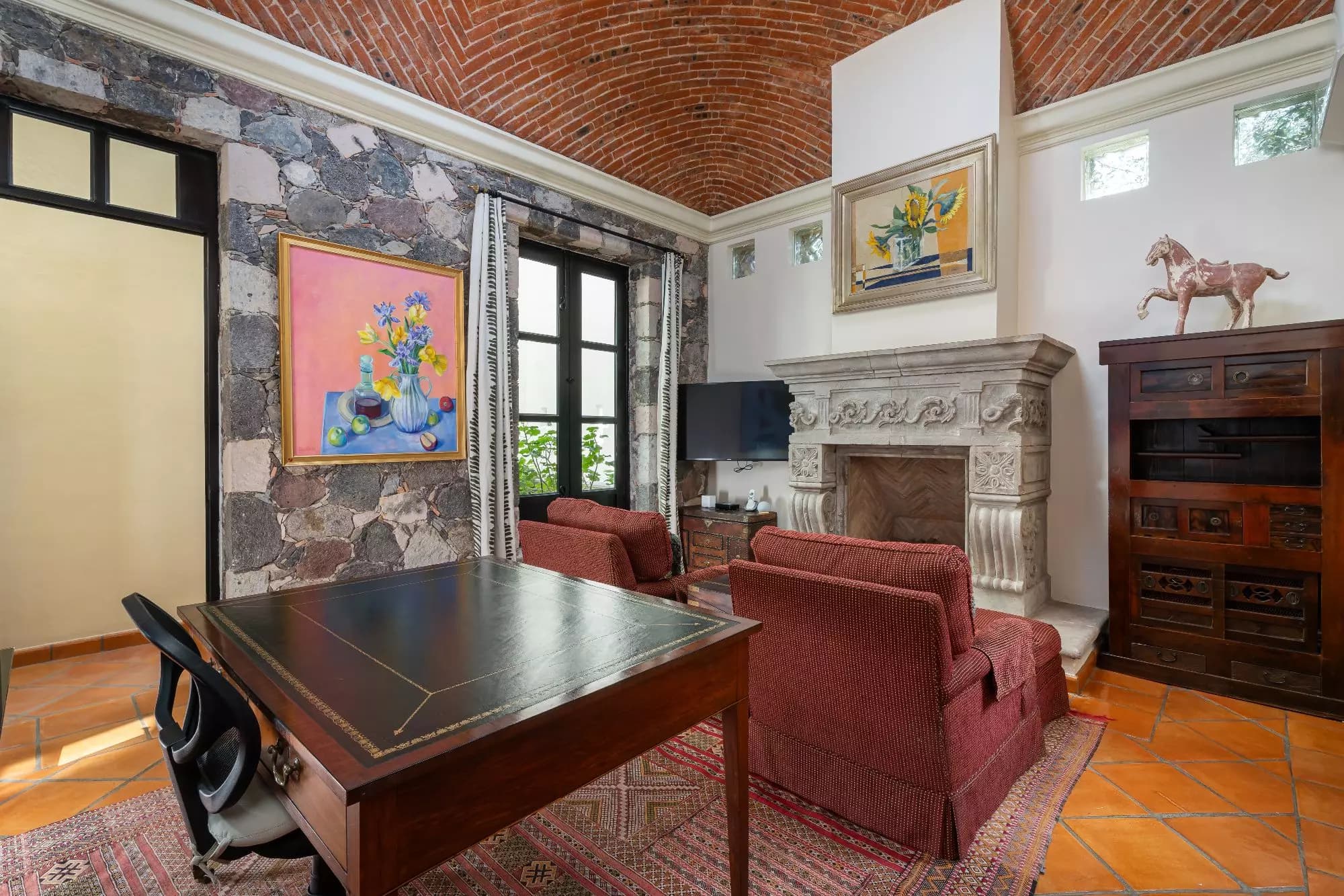 Casa Relox — Centro, San Miguel de Allende — photo 19 — soaring vaulted brick ceilings, timeless elegance