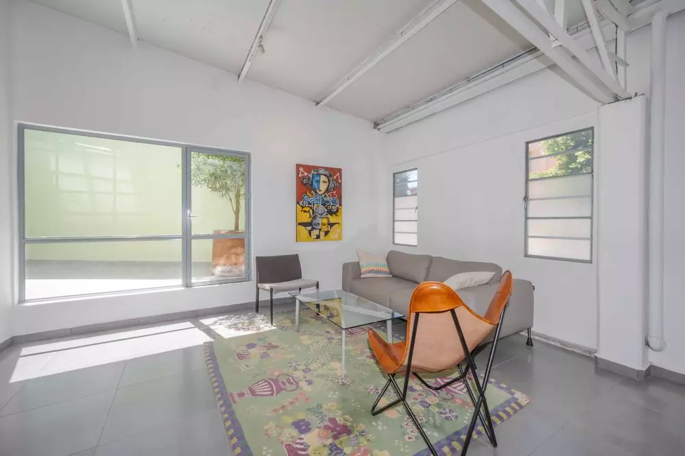Fraccion 5 — San Antonio, San Miguel de Allende — photo 2 — bright modern studio with natural light