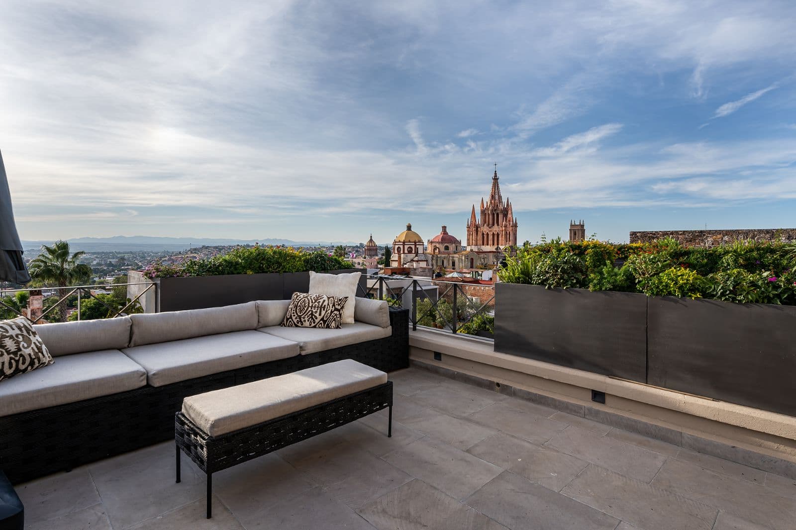 Le Cottage Penthouse #9 — Centro, San Miguel de Allende — photo 20 — breathtaking cathedral views, sophisticated rooftop sanctuary