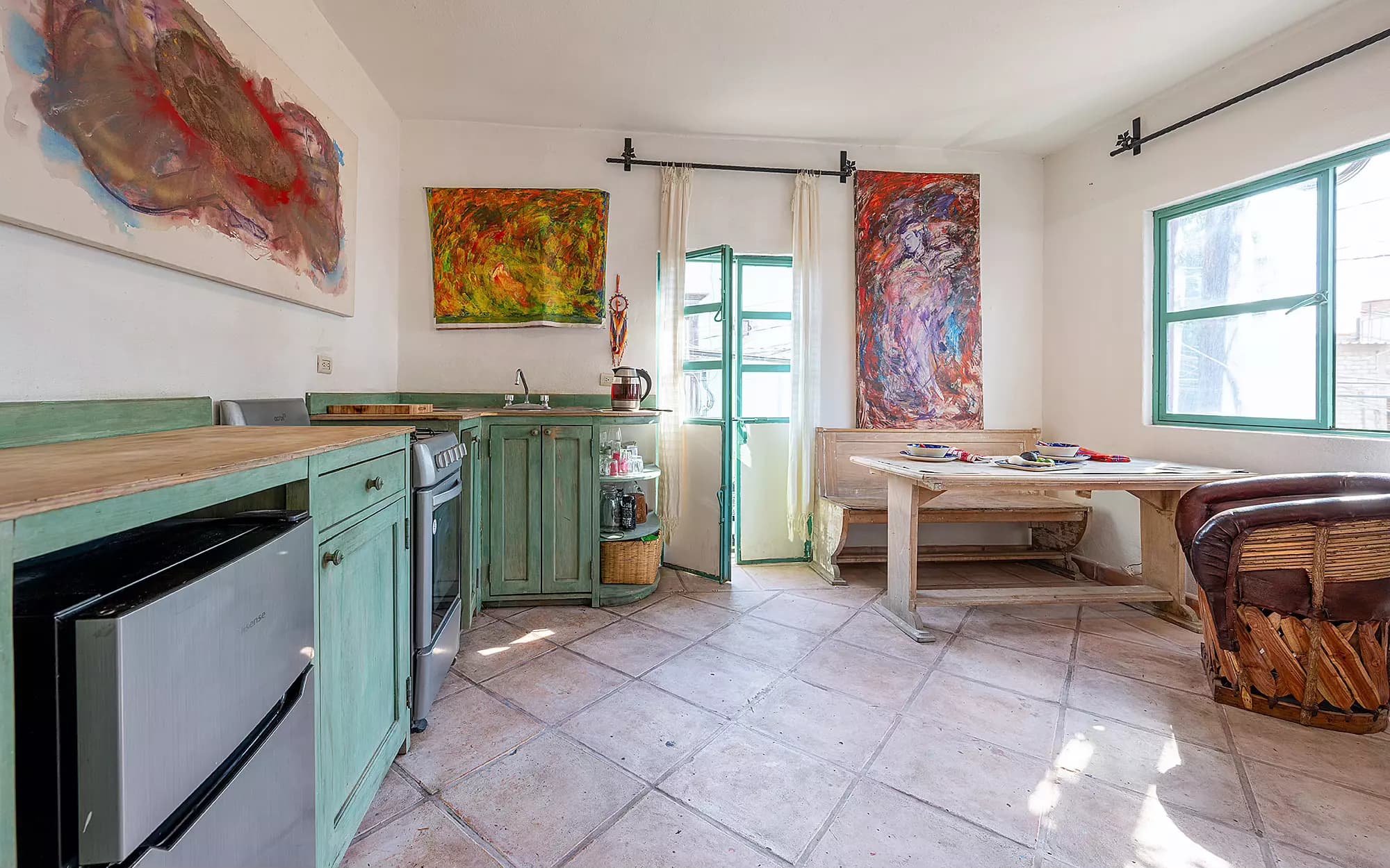 Casa Opportunity — Guadalupe, San Miguel de Allende — photo 3 — bright artist's studio, turquoise charm
