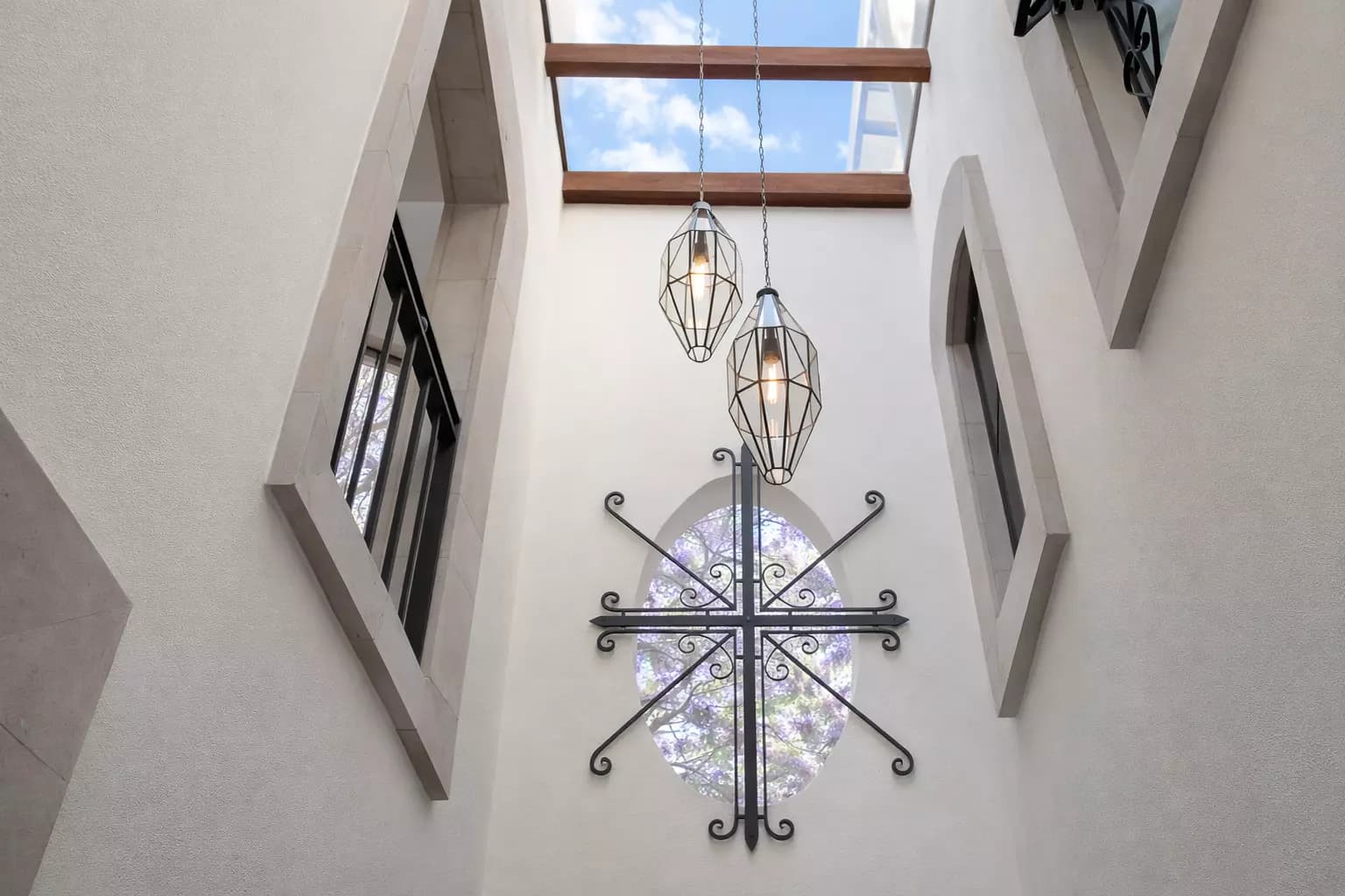 Casa Tranquila — Guadalupe, San Miguel de Allende — photo 10 — luminous courtyard with architectural elegance