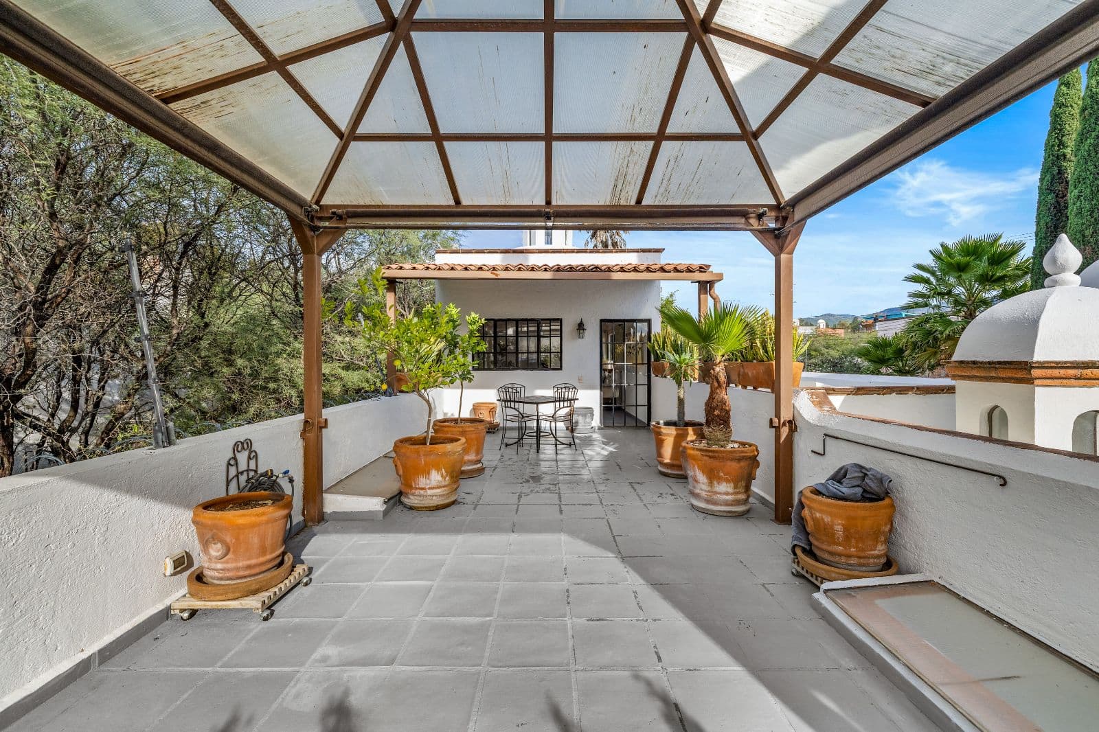 Casa CurVale — Villa de los Frailes, San Miguel de Allende — photo 16 — enchanting covered terrace, panoramic views