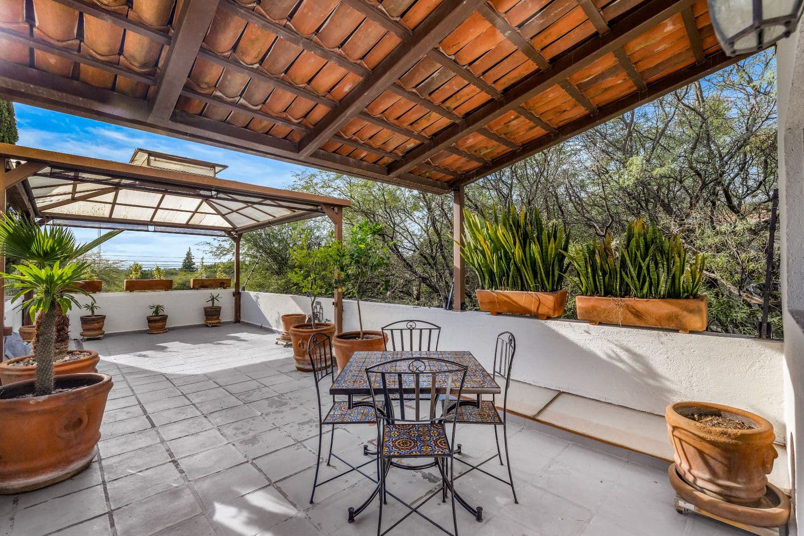 Casa CurVale — Villa de los Frailes, San Miguel de Allende — photo 15 — stunning terrace with panoramic views