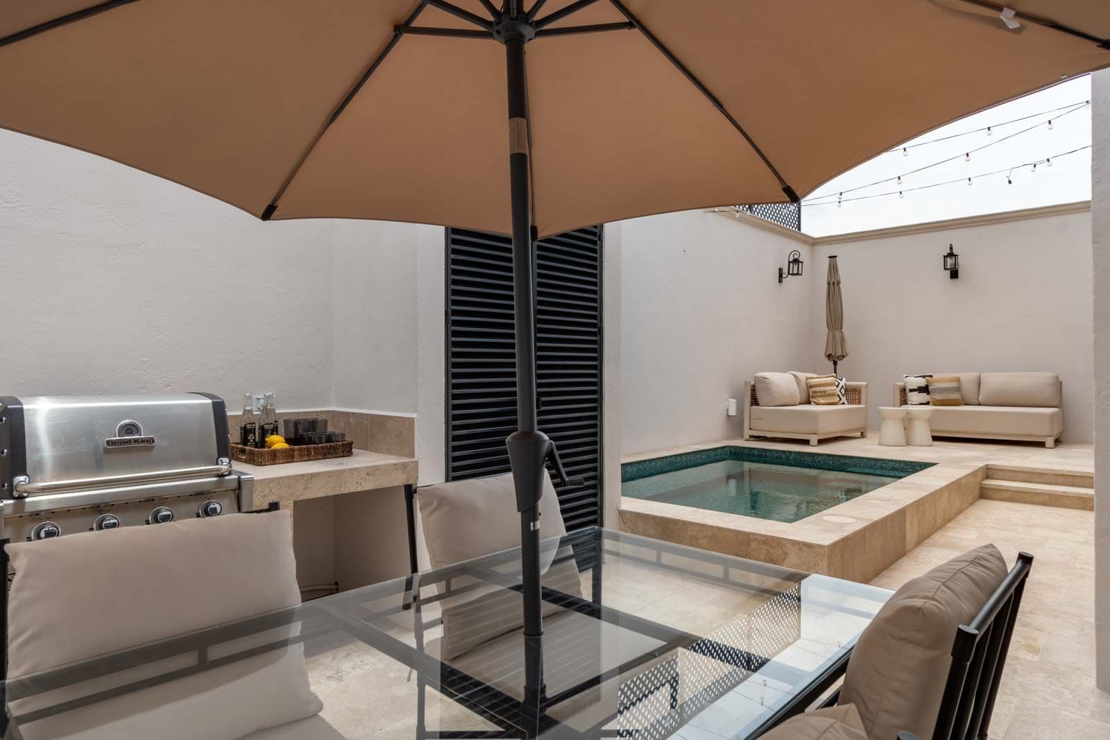 Casa de Luz — Ojo de Agua, San Miguel de Allende — photo 12 — luxurious private rooftop oasis awaits