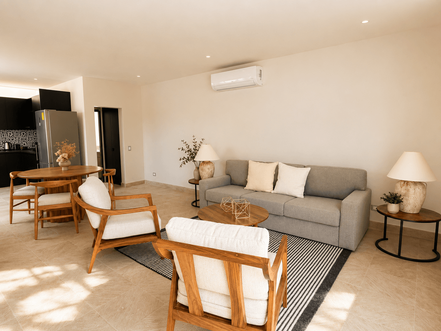 3 · Luxury Penthouse 2 Bedrooms with Private Rooftop - Paseo del Centro — Centro, San Miguel de Allende — photo 4 — luminous contemporary living elegantly appointed
