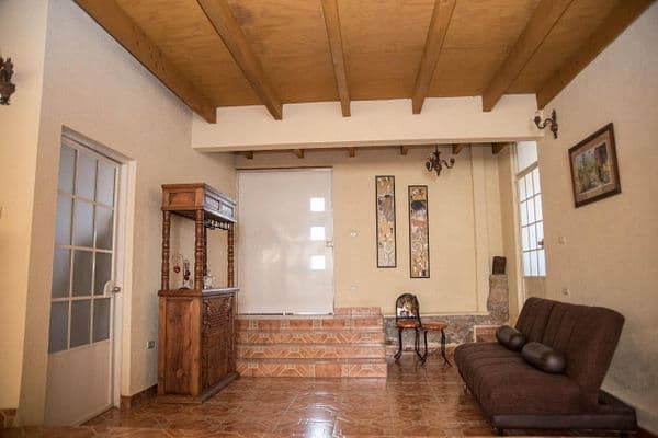 CASA AGAVE — Villa de los Frailes, San Miguel de Allende — photo 9 — rustic charm with soaring wooden beams