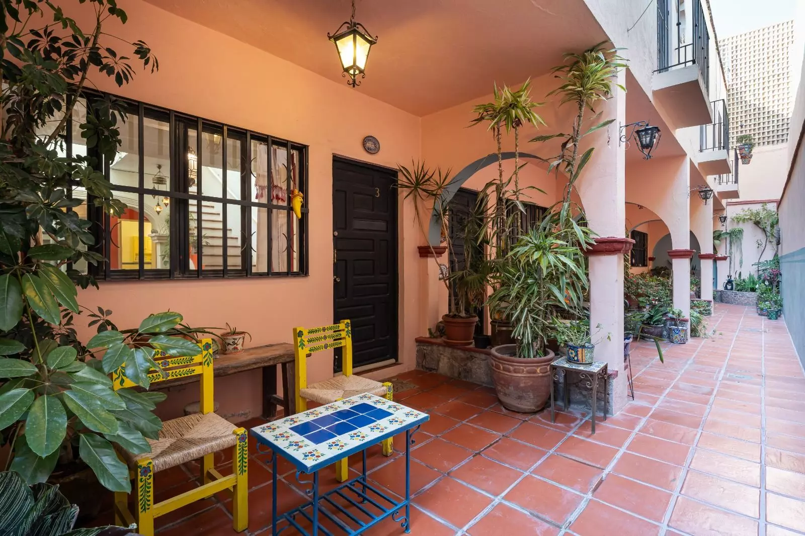 Casita Guadiana — Guadiana, San Miguel de Allende — photo 21 — charming colonial courtyard, vibrant and inviting