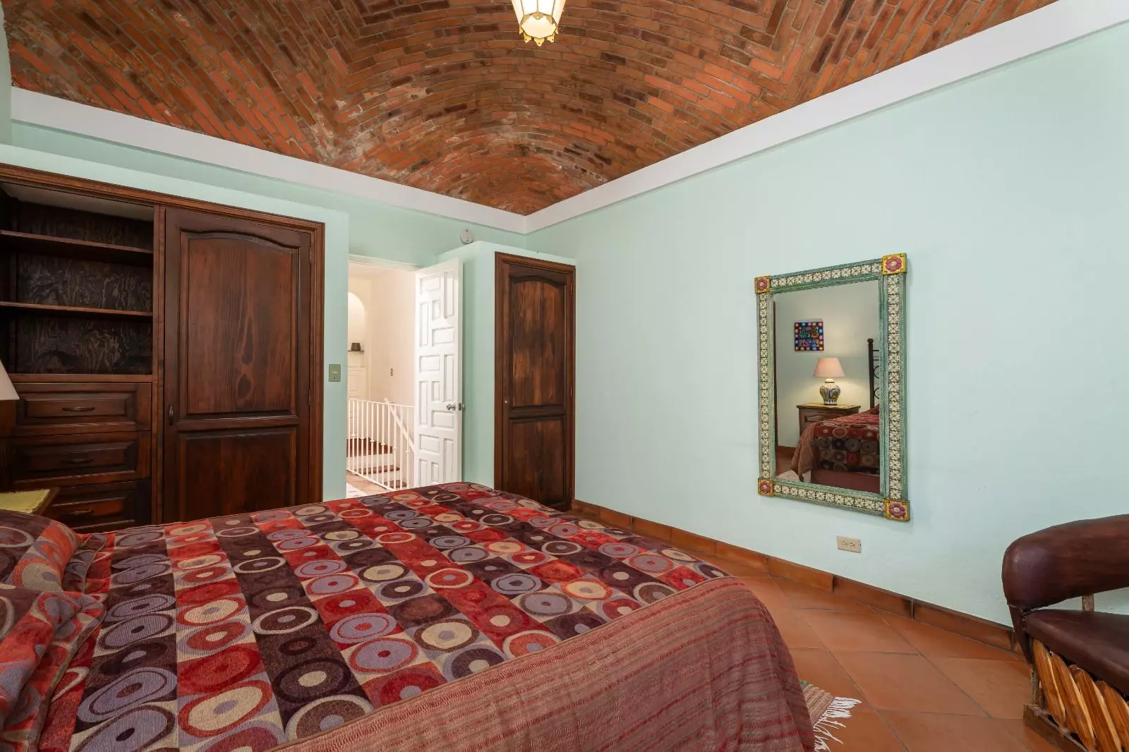 Casita Guadiana — Guadiana, San Miguel de Allende — photo 19 — soaring brick vault, serene mint walls