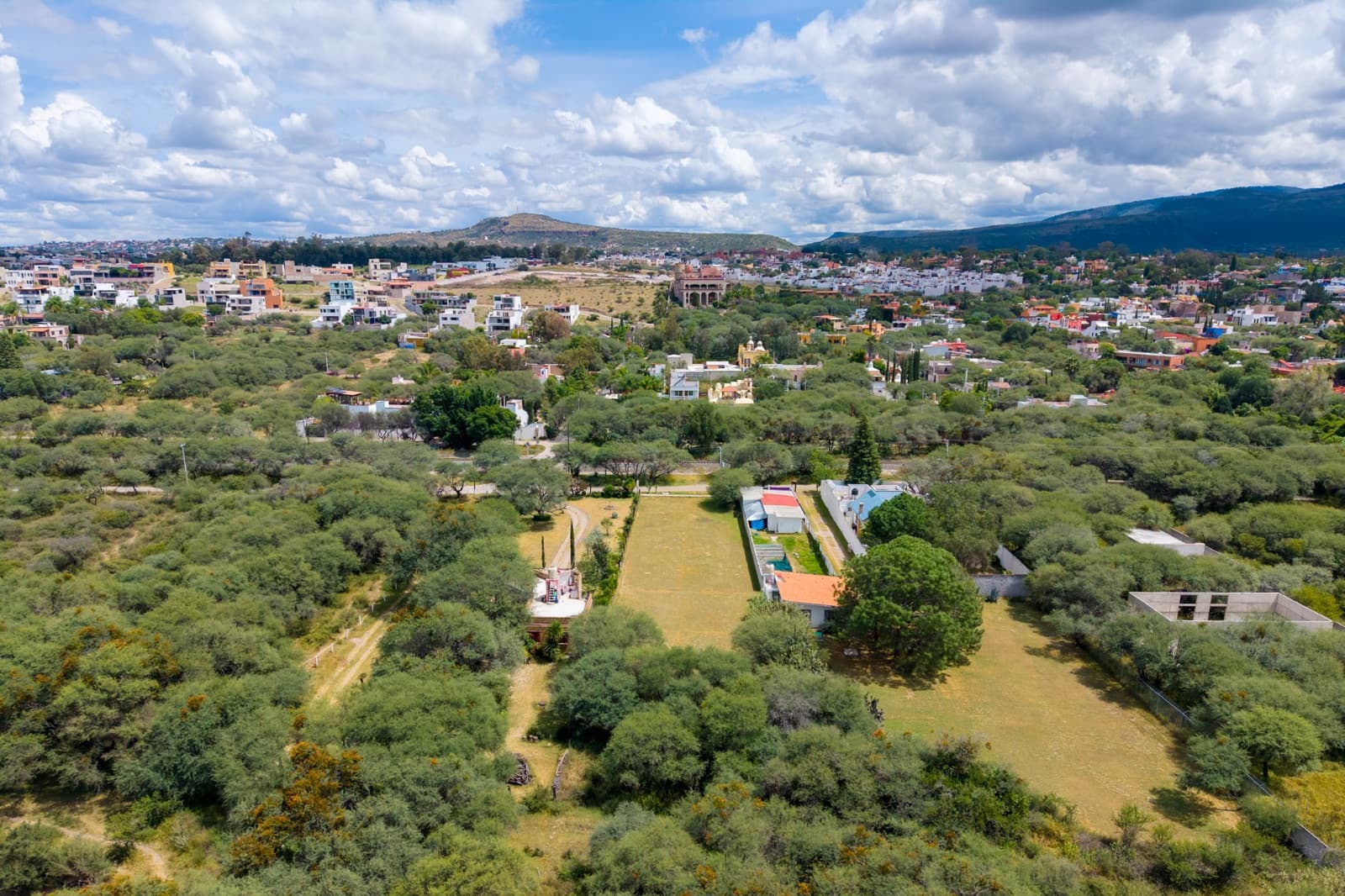 Terrenos San Miguelito de Los Frailes — Villa de los Frailes, San Miguel de Allende — photo 12 — lush countryside estate with sweeping vistas