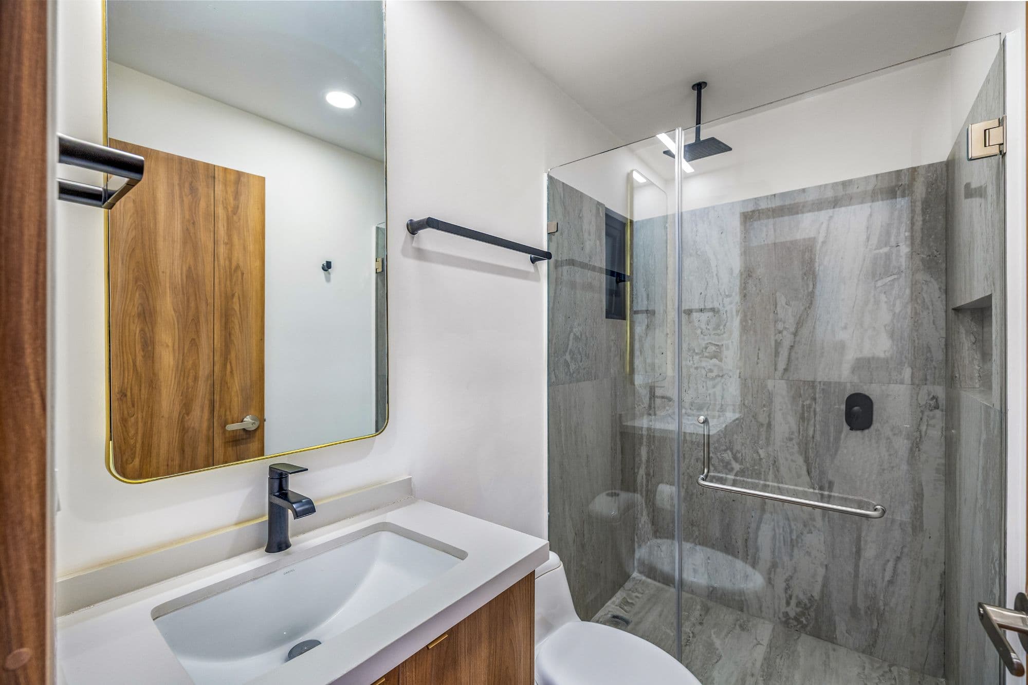 Barrio Santo 9C — Barrio Santo, San Miguel de Allende — photo 11 — modern spa-inspired master bath sanctuary