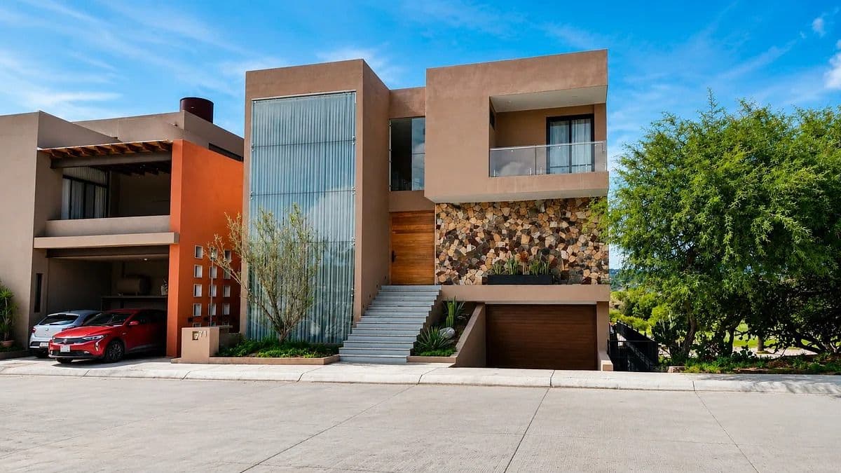 Casa Ventanas — Club de Golf Ventanas, San Miguel de Allende — photo 30 — contemporary architectural masterpiece, luminous and refined