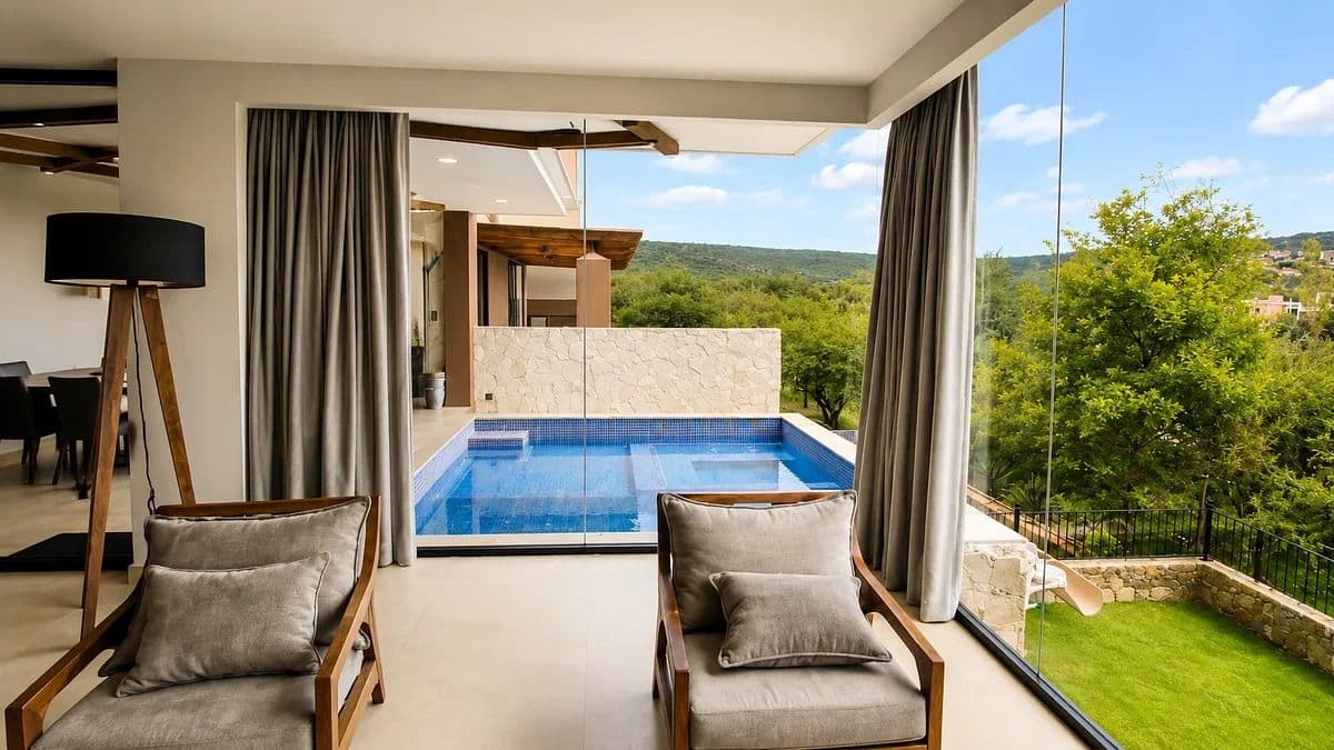 Casa Ventanas — Club de Golf Ventanas, San Miguel de Allende — photo 34 — panoramic views, heated pool oasis
