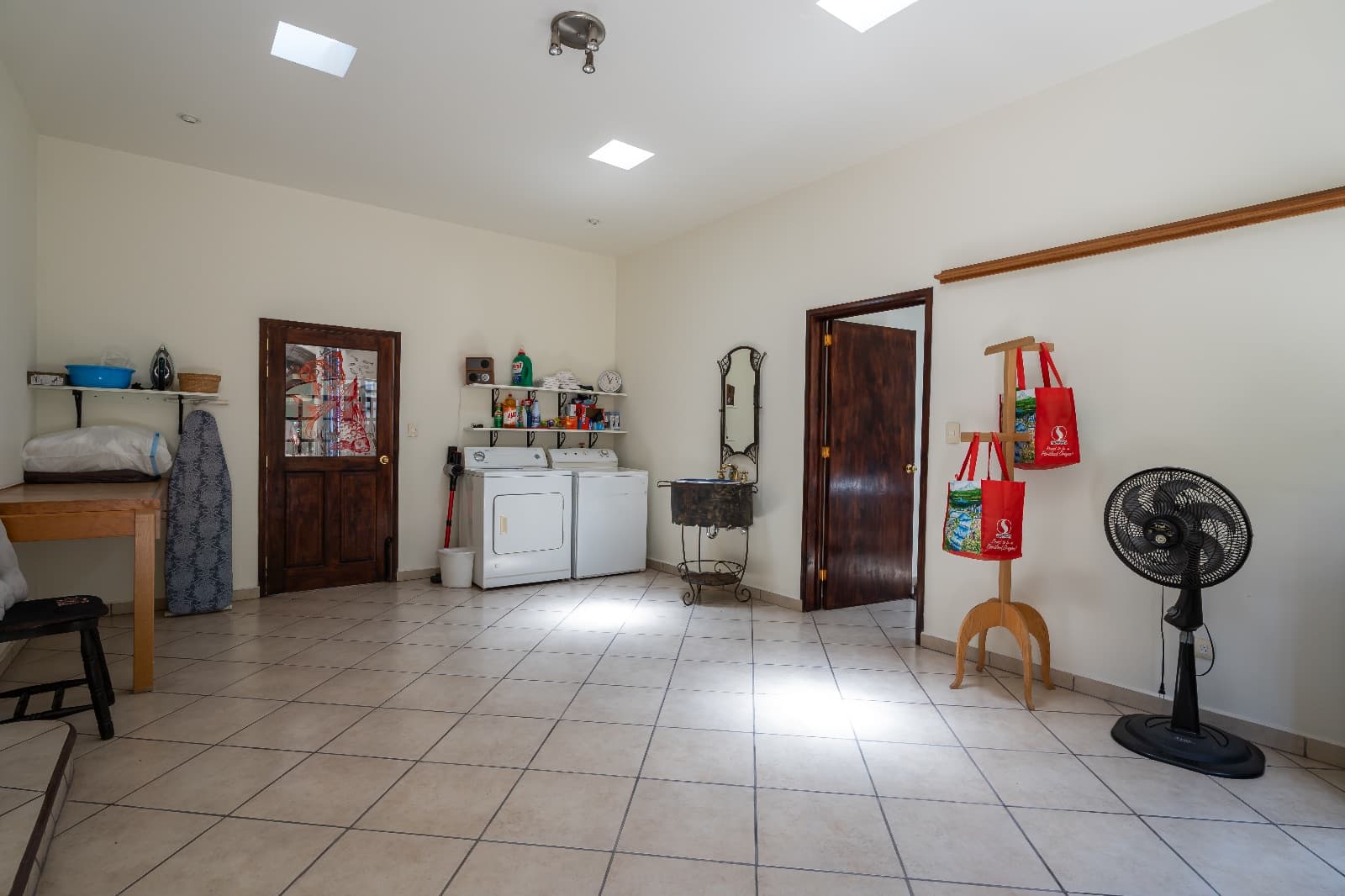 Casa Morada — San Antonio, San Miguel de Allende — photo 17 — bright, versatile utility room, natural light