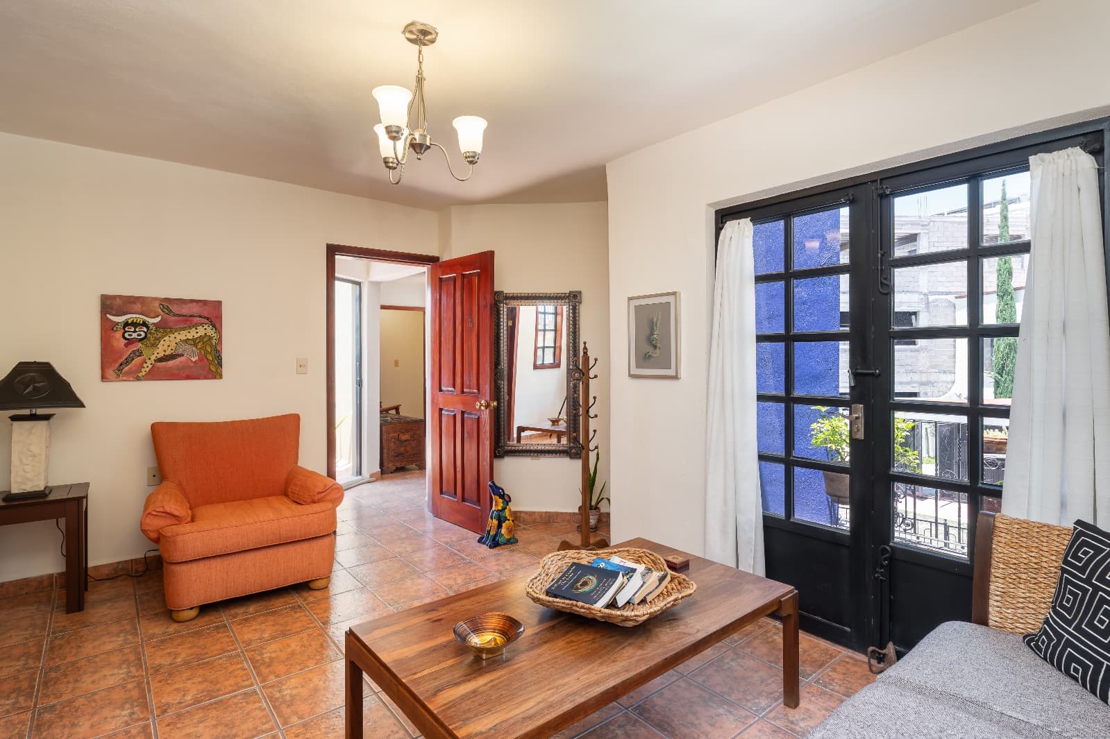 Casa Morada — San Antonio, San Miguel de Allende — photo 4 — charming colonial living with vibrant character