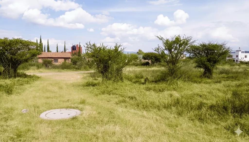 Homesite San Virgilio — San Virgilio, San Miguel de Allende — photo 8 — sprawling grounds with rustic charm potential