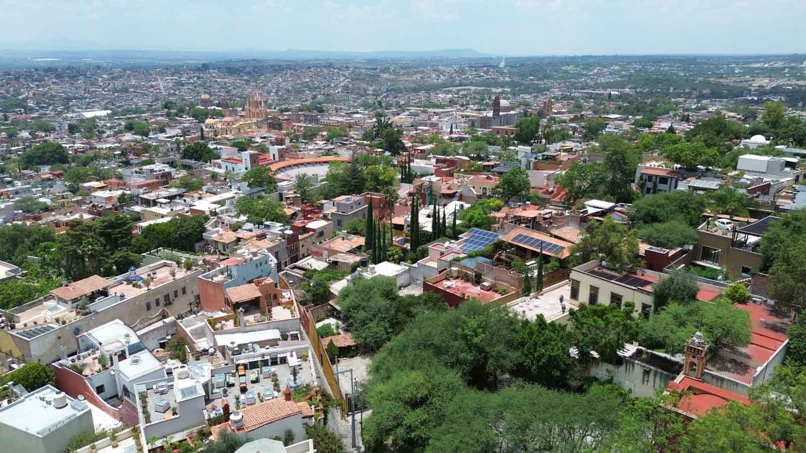 La Esquina Mágica — Centro, San Miguel de Allende — photo 10 — panoramic colonial vistas, vibrant cultural heart