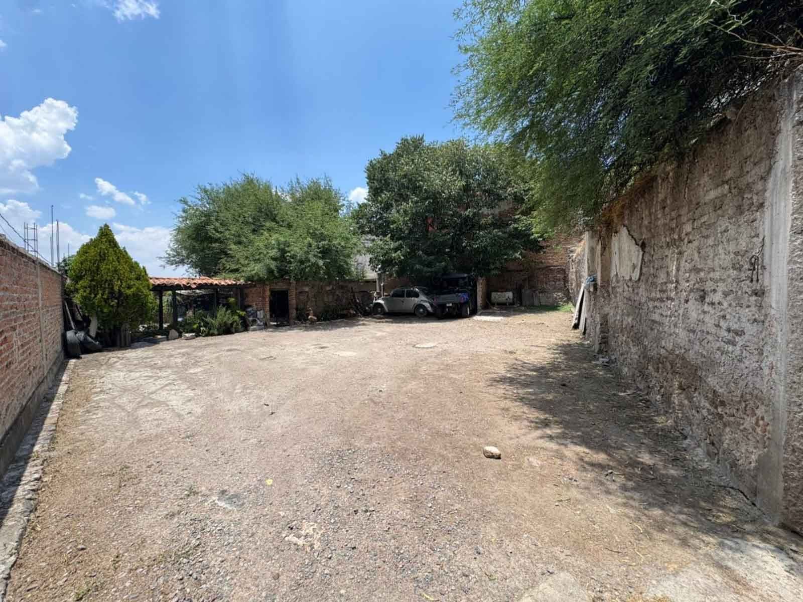 La Esquina Mágica — Centro, San Miguel de Allende — photo 13 — charming rustic courtyard, development potential