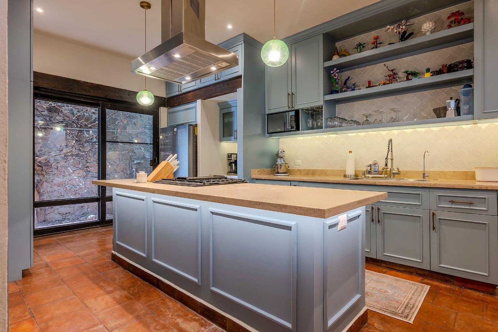 Casa Blue — La Palmita, San Miguel de Allende — photo 4 — contemporary chef's kitchen, natural light abundant