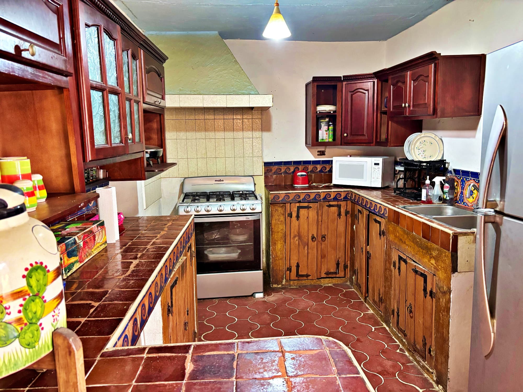 Casa en Venta en Colonia San Antonio — San Antonio, San Miguel de Allende — photo 11 — authentic mexican kitchen, rustic charm
