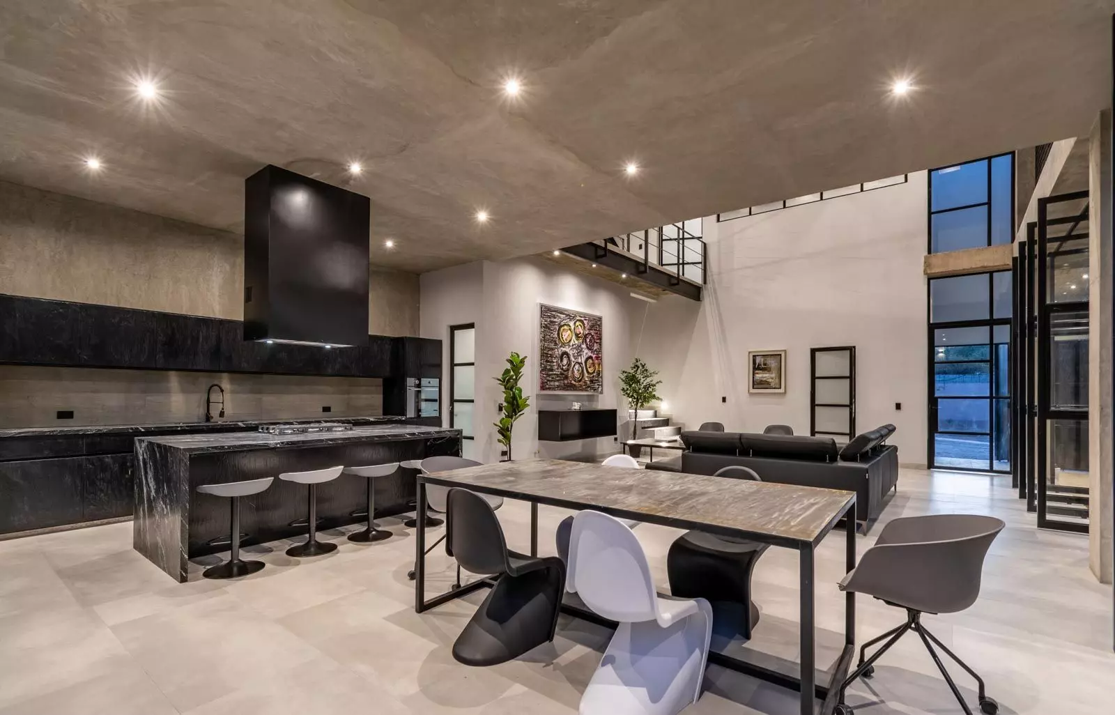 Brut House — San Antonio, San Miguel de Allende — photo 9 — contemporary luxury open-concept living elegance