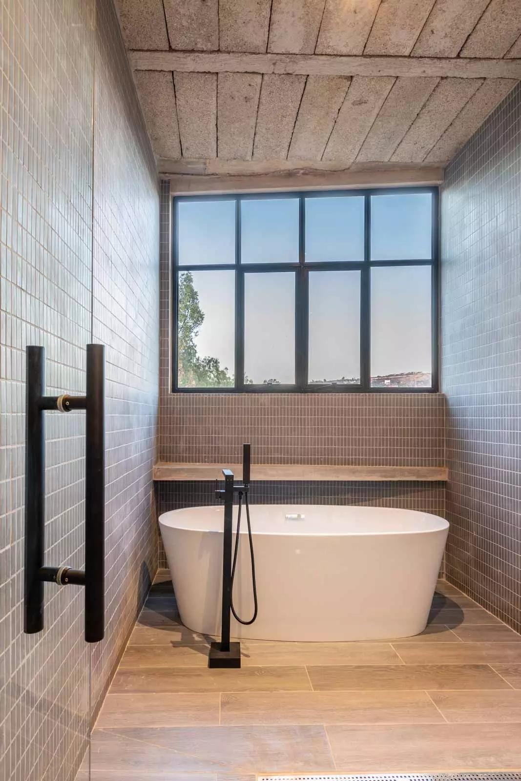 Brut House — San Antonio, San Miguel de Allende — photo 18 — serene spa-like soaking retreat