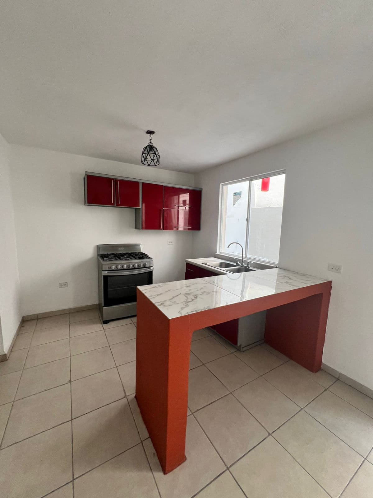 Las Brisas Tepexpan — Las Brisas, San Miguel de Allende — photo 6 — modern kitchen with vibrant design elements