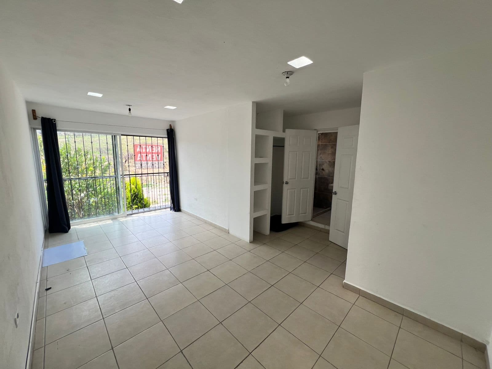 Las Brisas Tepexpan — Las Brisas, San Miguel de Allende — photo 14 — bright, airy living space with views