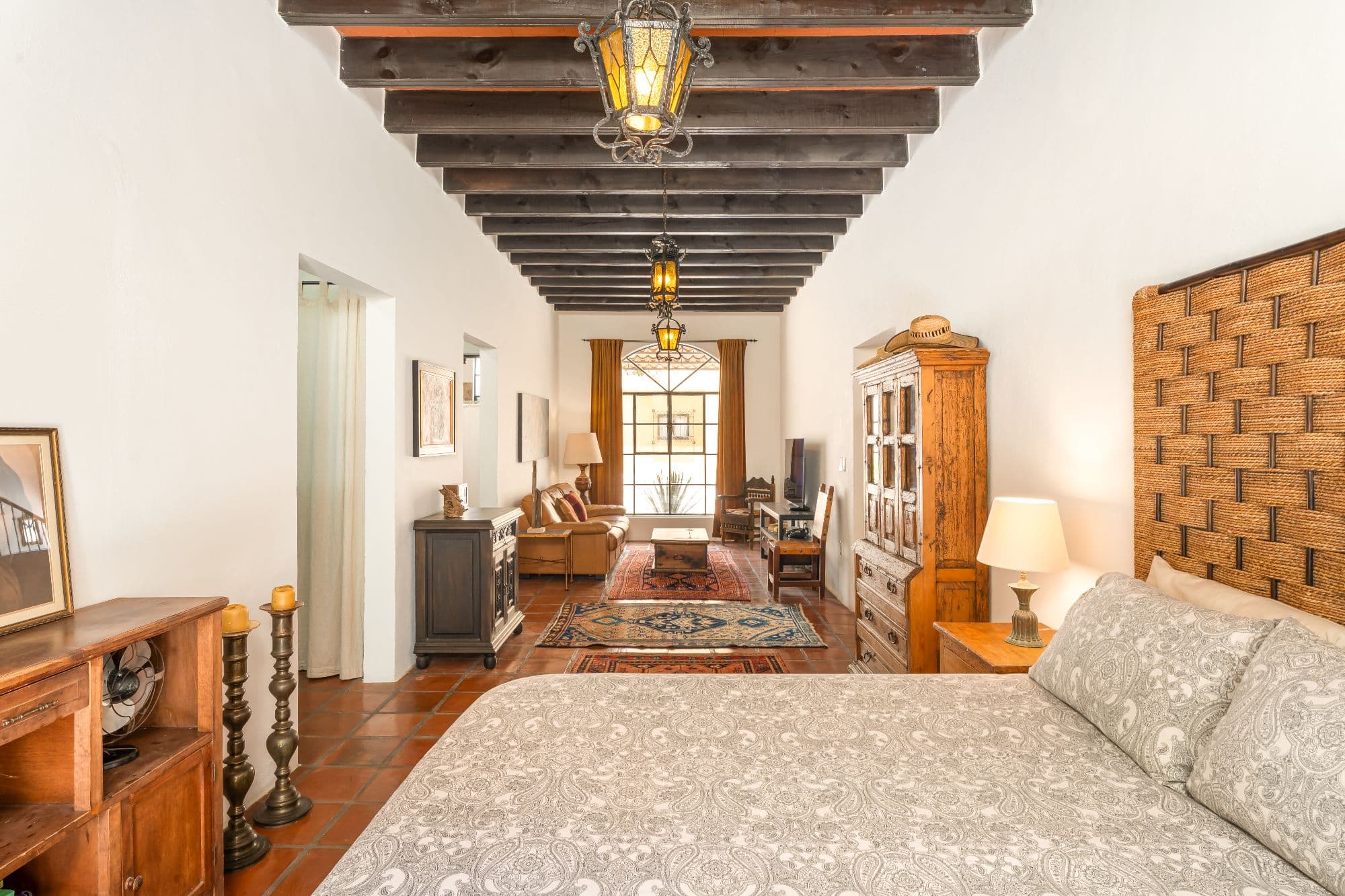 Casa Sombremesa — Las Brisas, San Miguel de Allende — photo 17 — soaring beamed ceilings, authentic colonial elegance
