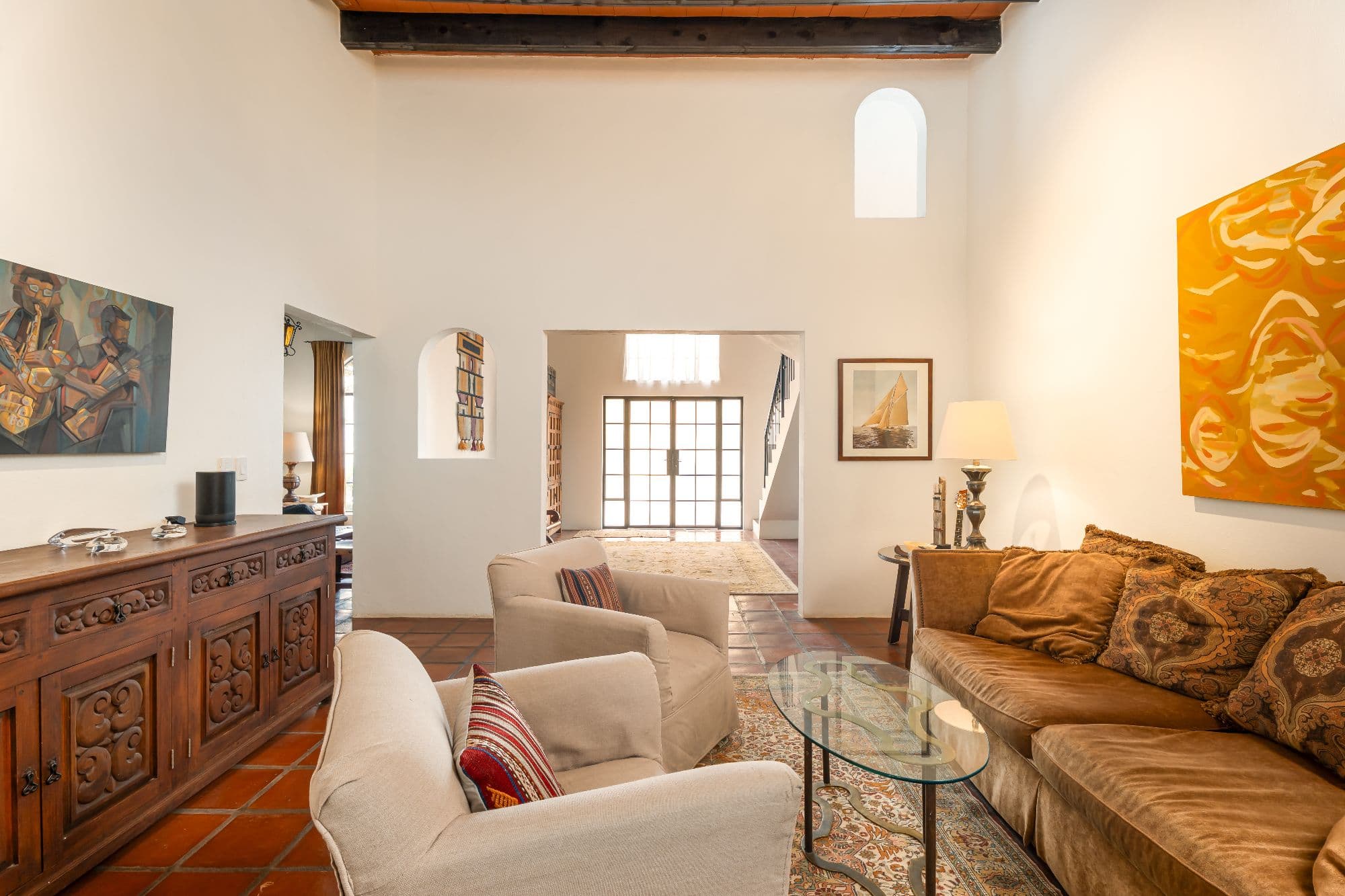 Casa Sombremesa — Las Brisas, San Miguel de Allende — photo 5 — soaring ceilings, artfully curated living space