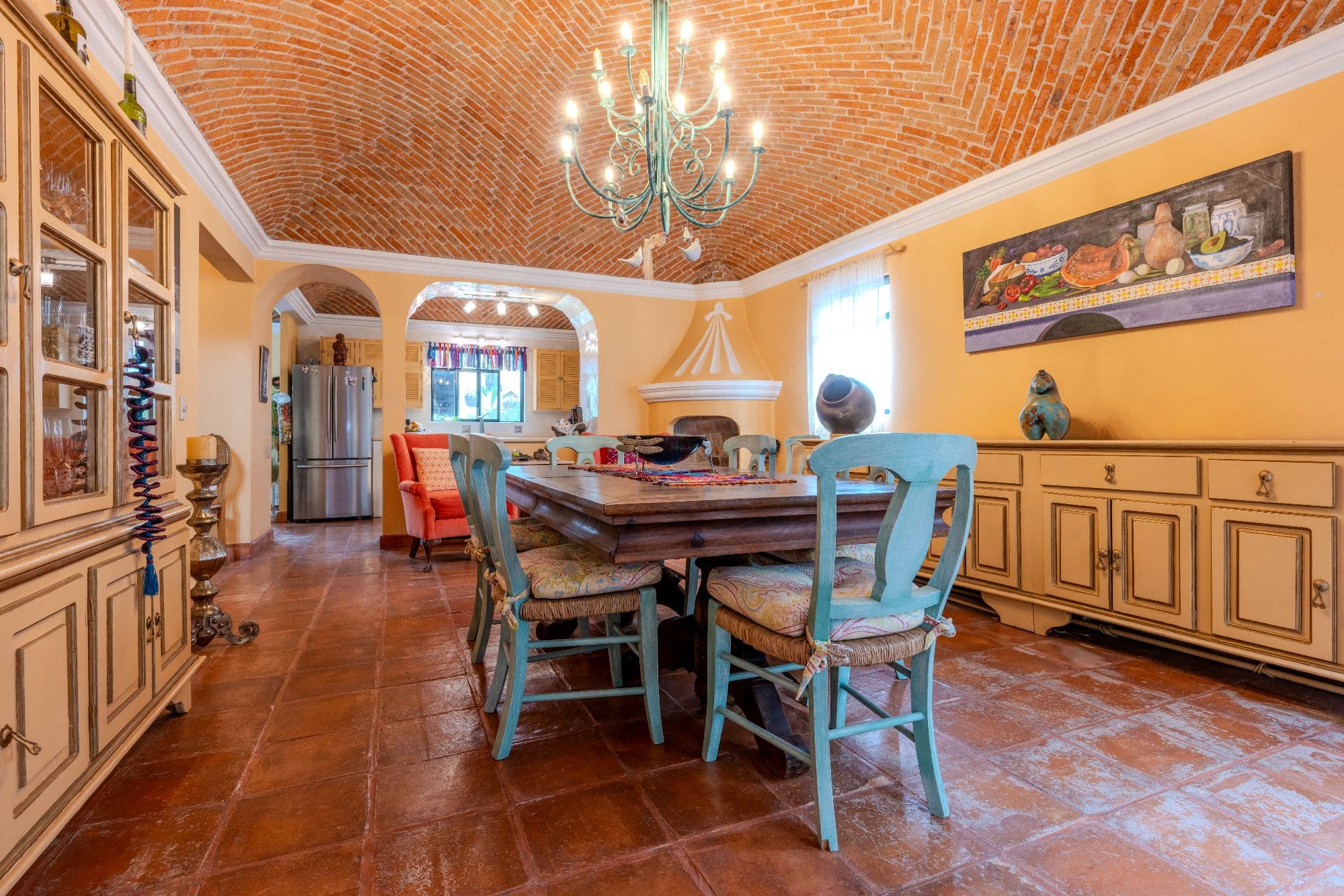 Casa De Las Máscaras — Atascadero (Arcos de San Miguel), San Miguel de Allende — photo 9 — sunlit mexican kitchen, rustic elegance