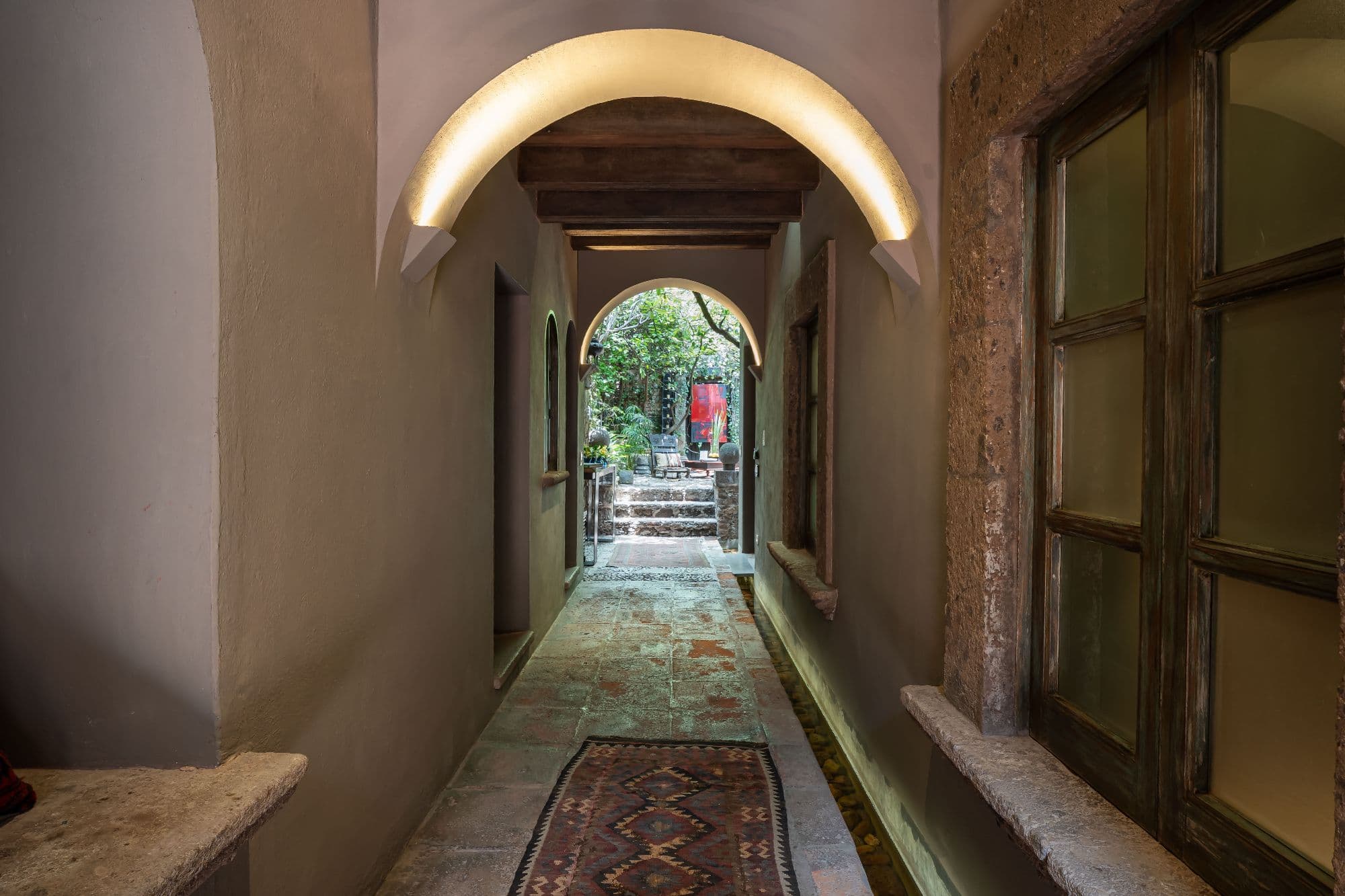 Casa No Name — Centro, San Miguel de Allende — photo 15 — enchanting arched passageway, courtyard vista