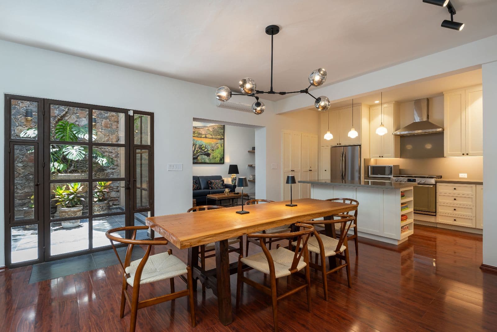 Casa 28 — Centro, San Miguel de Allende — photo 4 — contemporary open-concept living elegantly unified