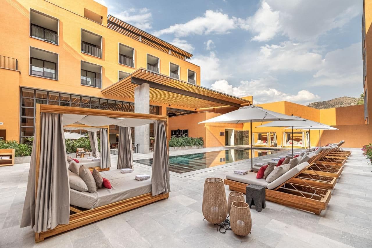 Clevia Apartment — Centro, San Miguel de Allende — photo 4 — sophisticated resort-style outdoor sanctuary