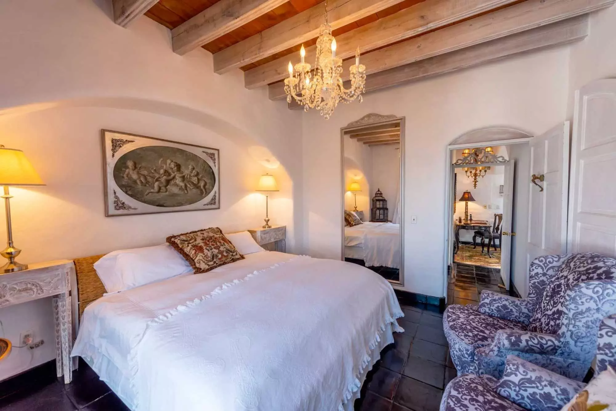 Casa Mi Besito — Atascadero (Arcos de San Miguel), San Miguel de Allende — photo 7 — elegant colonial bedroom, crystal-lit luxury