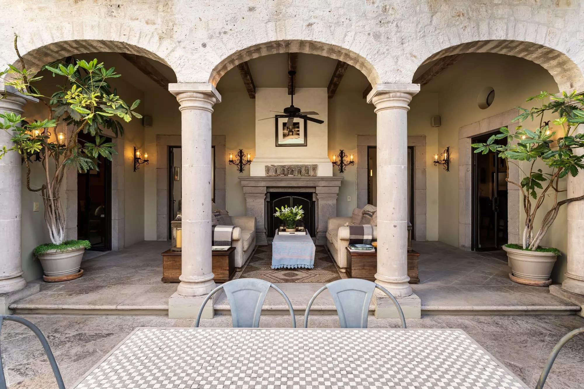 Casa Dos Casas — Guadiana, San Miguel de Allende — photo 11 — elegant arched courtyard with classical columns