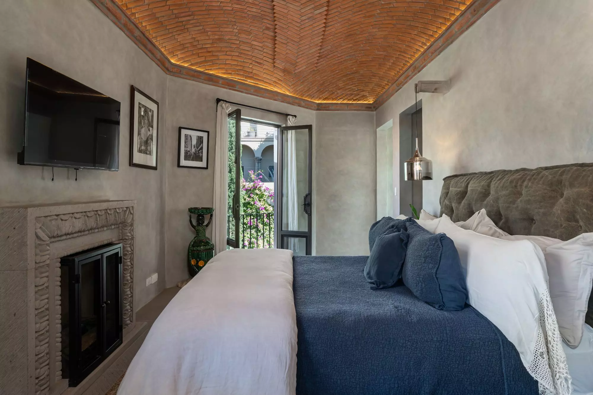 Casa Dos Casas — Guadiana, San Miguel de Allende — photo 39 — sophisticated retreat with courtyard views