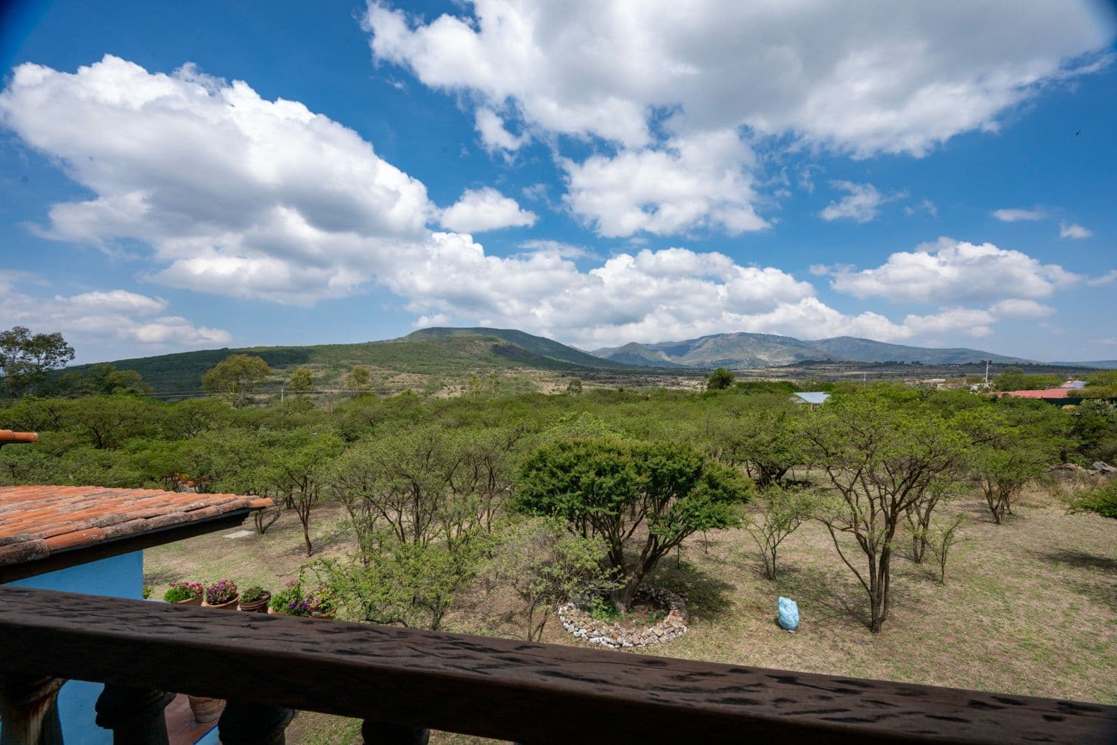 Campo Azul — San Miguel de Allende Centro, San Miguel de Allende — photo 12 — panoramic mountain views, verdant countryside estate