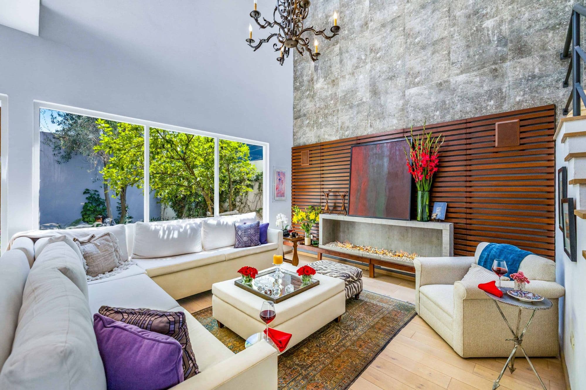 Casa Paraíso — El Paraiso, San Miguel de Allende — photo 2 — sophisticated entertaining space, soaring ceilings
