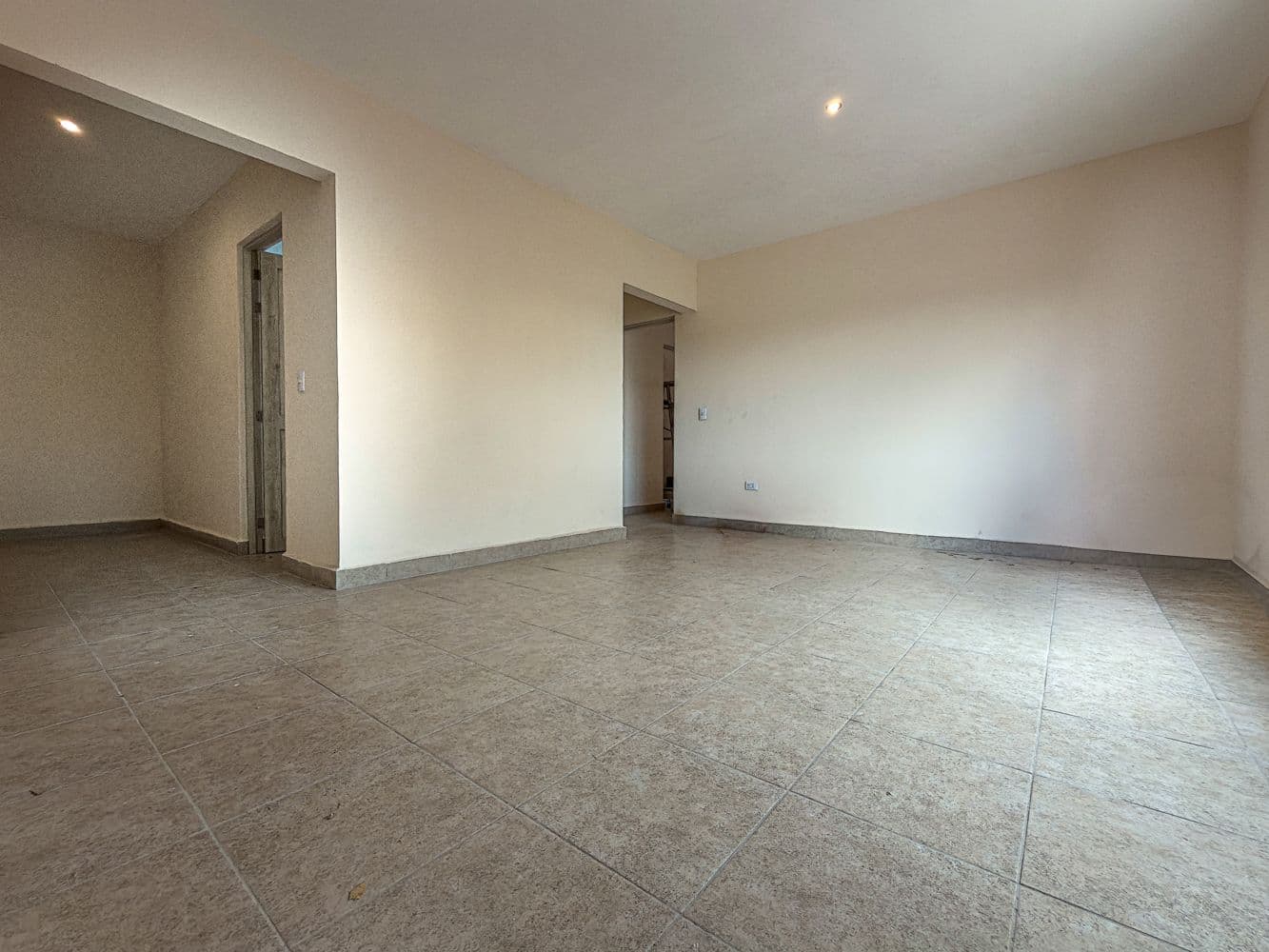 Casa Paulina — Residencial Malanquin la Mesa, San Miguel de Allende — photo 15 — spacious, sun-drenched living sanctuary