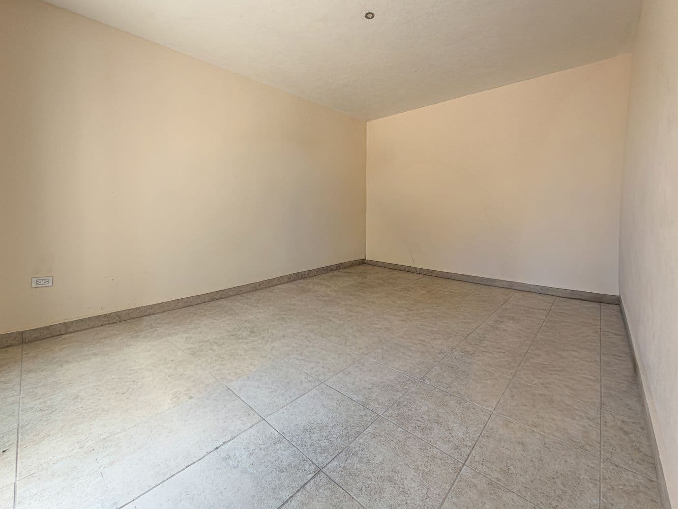 Casa Paulina — Residencial Malanquin la Mesa, San Miguel de Allende — photo 7 — serene blank canvas awaiting personalization