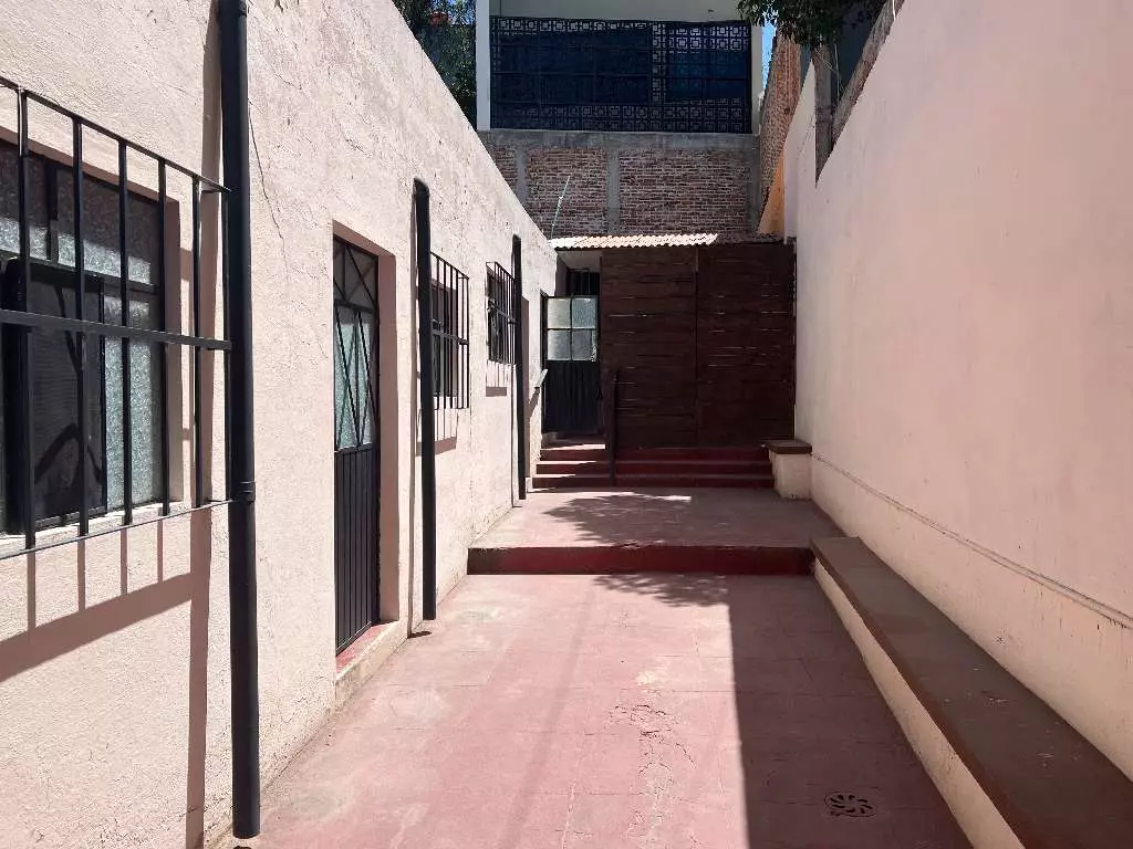 Casa Torres — Guadalupe, San Miguel de Allende — photo 8 — charming courtyard, authentic colonial architecture
